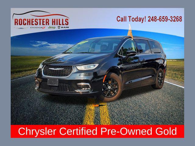2024 Chrysler Pacifica Touring L for sale in Rochester Hills, MI