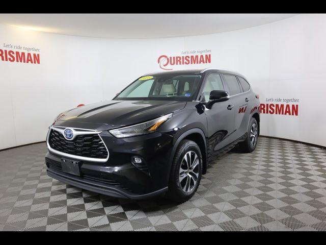 2023 Toyota Highlander Hybrid XLE