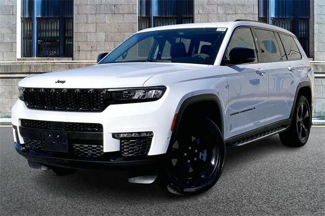 2023 Jeep Grand Cherokee L Limited 4x4