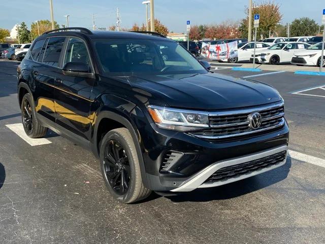 2022 Volkswagen Atlas 3.6L V6 SE w/Technology