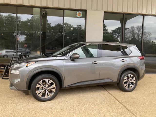 2021 Nissan Rogue SV FWD