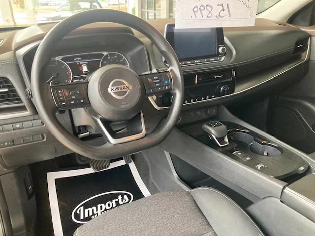 2021 Nissan Rogue SV FWD
