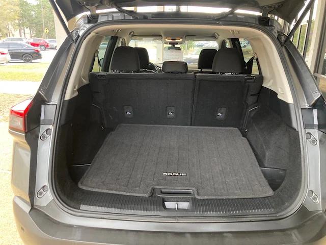 2021 Nissan Rogue SV FWD