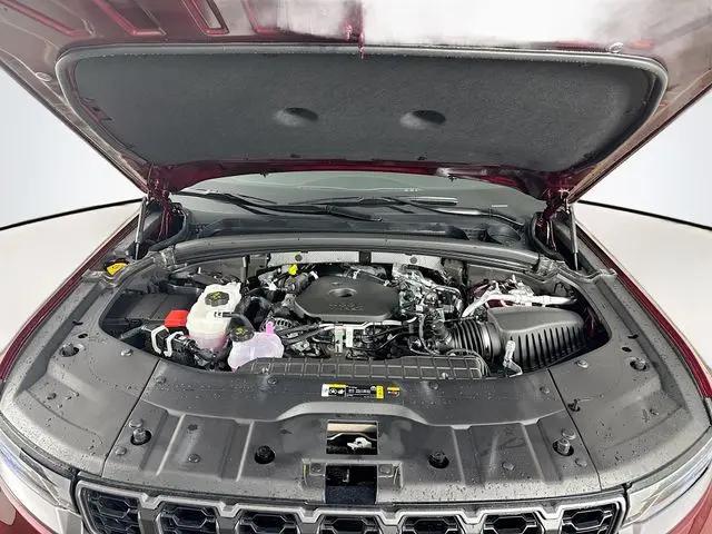 2026 Jeep Grand Cherokee Altitude 4x4
