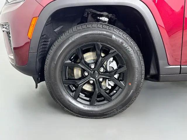 2026 Jeep Grand Cherokee Altitude 4x4