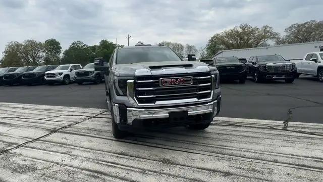 2026 GMC Sierra 2500HD Crew Cab, Standard Bed, SLE, 4WD