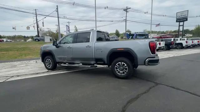 2026 GMC Sierra 2500HD Crew Cab, Standard Bed, SLE, 4WD