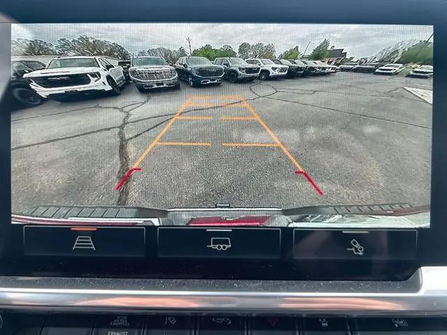2026 GMC Sierra 2500HD Crew Cab, Standard Bed, SLE, 4WD