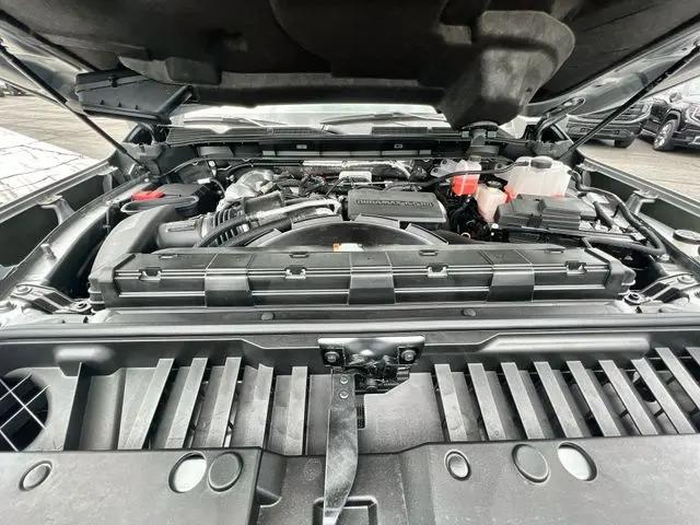 2026 GMC Sierra 2500HD Crew Cab, Standard Bed, SLE, 4WD