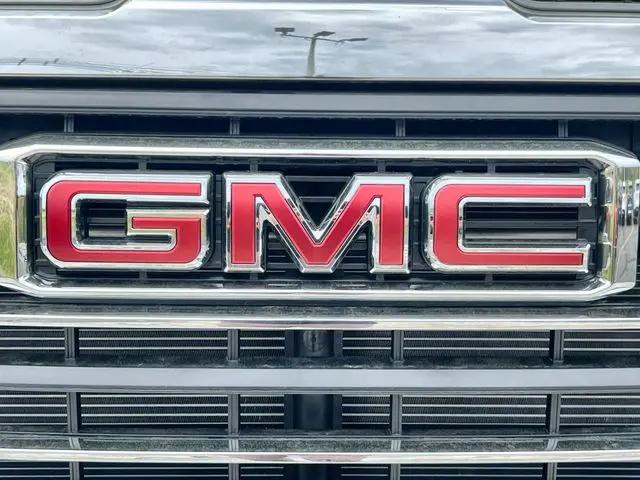 2026 GMC Sierra 2500HD Crew Cab, Standard Bed, SLE, 4WD