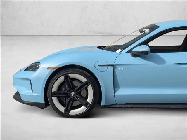 2025 Porsche Taycan Taycan