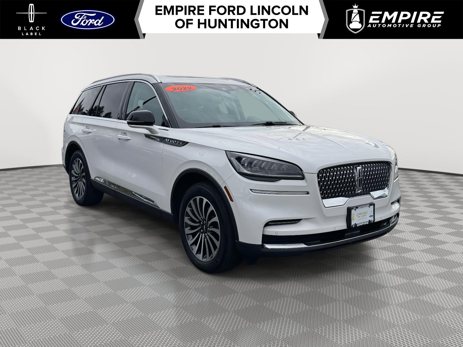 2022 Lincoln Aviator Standard AWD