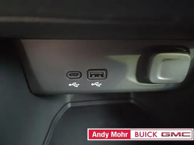 2026 Buick NV Preferred FWD