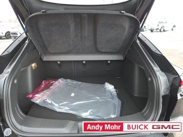 2026 Buick NV Preferred FWD