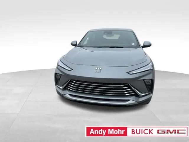 2026 Buick NV Preferred FWD