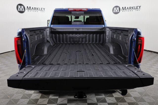 2026 GMC Sierra 2500HD Crew Cab, Standard Bed, Denali, 4WD