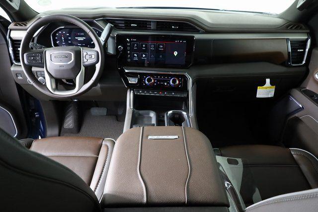 2026 GMC Sierra 2500HD Crew Cab, Standard Bed, Denali, 4WD