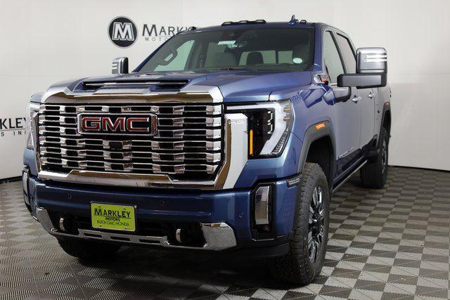 2026 GMC Sierra 2500HD Crew Cab, Standard Bed, Denali, 4WD
