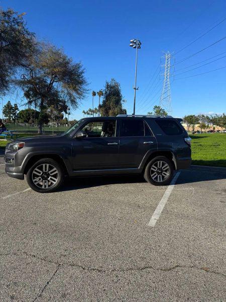 2014 Toyota 4Runner SR5