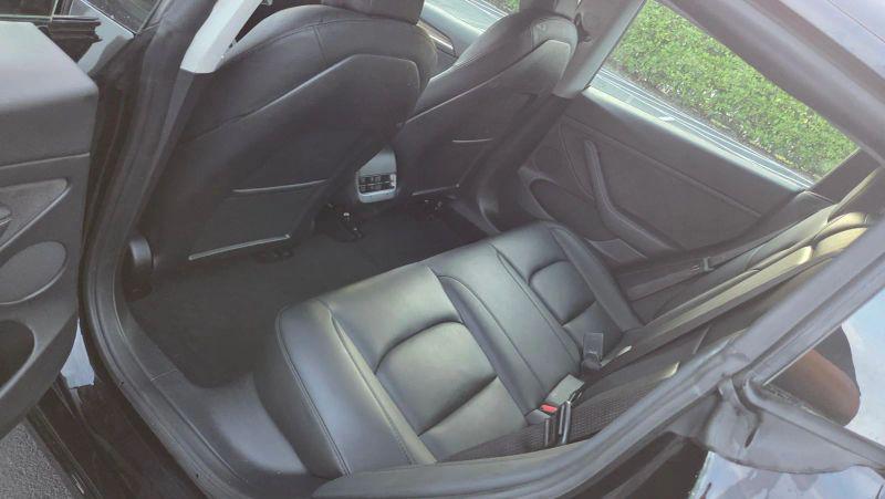 2022 Tesla Model 3 Rear-Wheel Drive