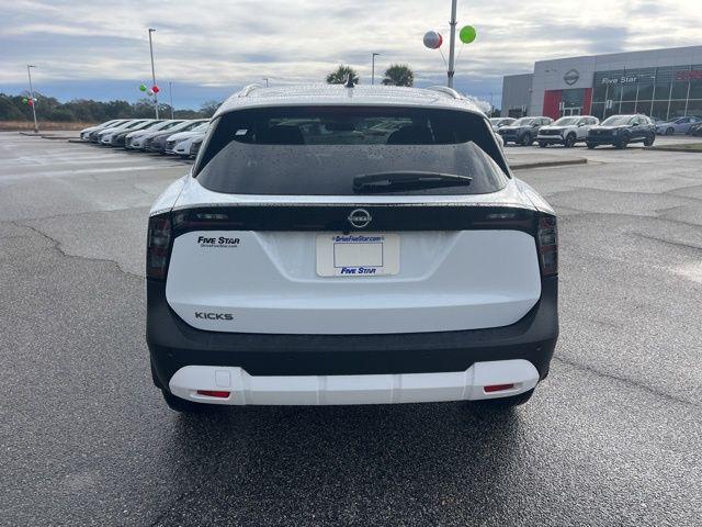 2026 Nissan Kicks SV