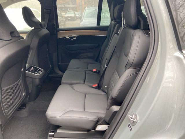 2026 Volvo XC90 Plus, B6 AWD Gas mild hybrid, Gasoline, Bright, 7 Seats