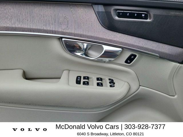 2026 Volvo XC90 Plug-In Hybrid Ultra, T8 AWD, Electric/Gasoline, Bright, 7 Seats