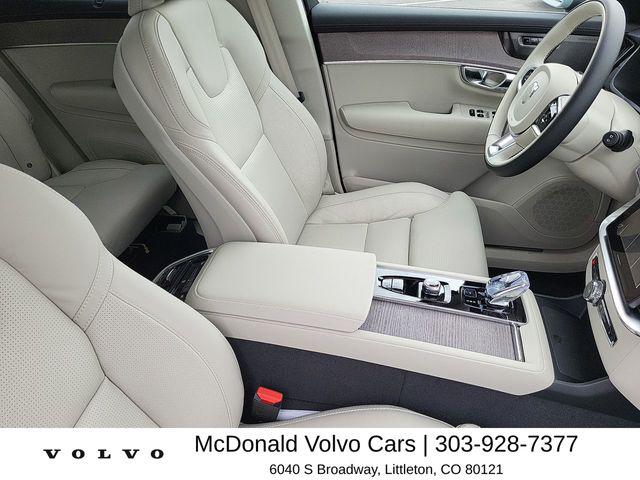 2026 Volvo XC90 Plug-In Hybrid Ultra, T8 AWD, Electric/Gasoline, Bright, 7 Seats