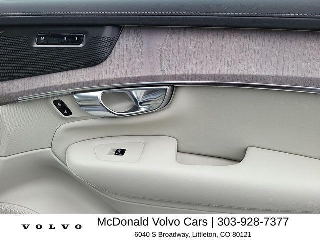 2026 Volvo XC90 Plug-In Hybrid Ultra, T8 AWD, Electric/Gasoline, Bright, 7 Seats