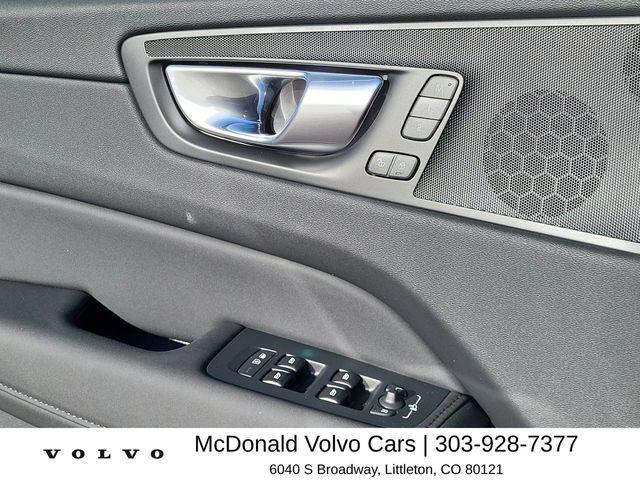 2026 Volvo XC60 B5 Core