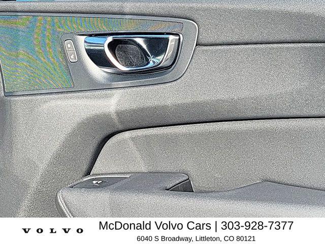 2026 Volvo XC60 B5 Core