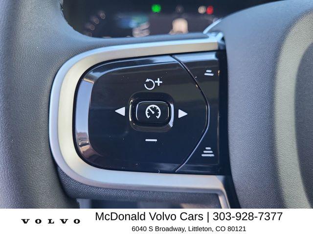 2026 Volvo XC60 B5 Core