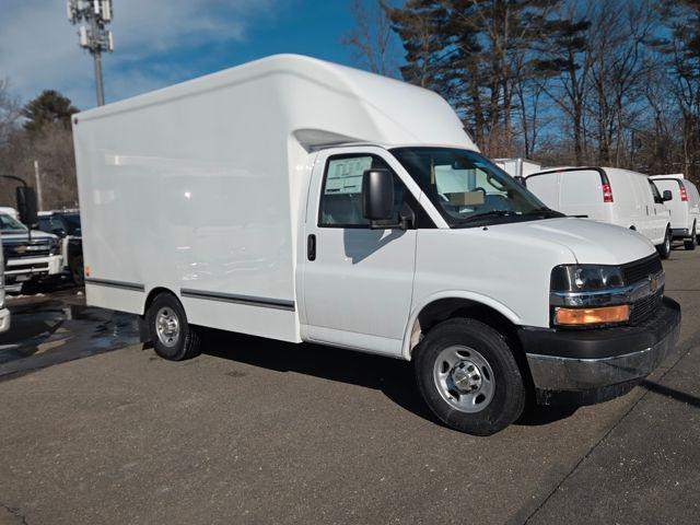 2026 Chevrolet Express Cutaway Work Van