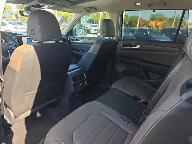 2026 Volkswagen Atlas SEL