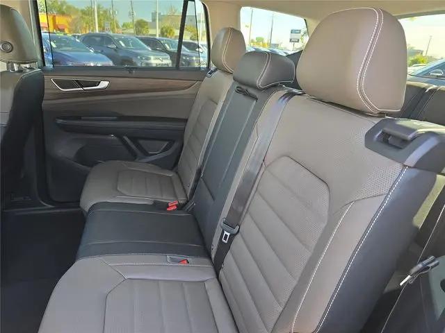 2026 Volkswagen Atlas SEL