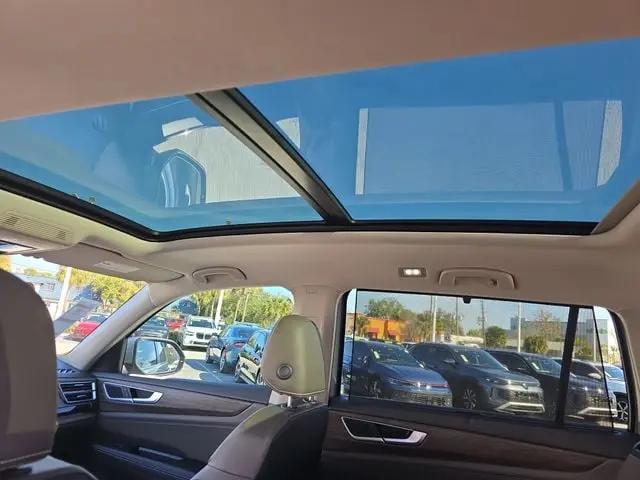 2026 Volkswagen Atlas SEL