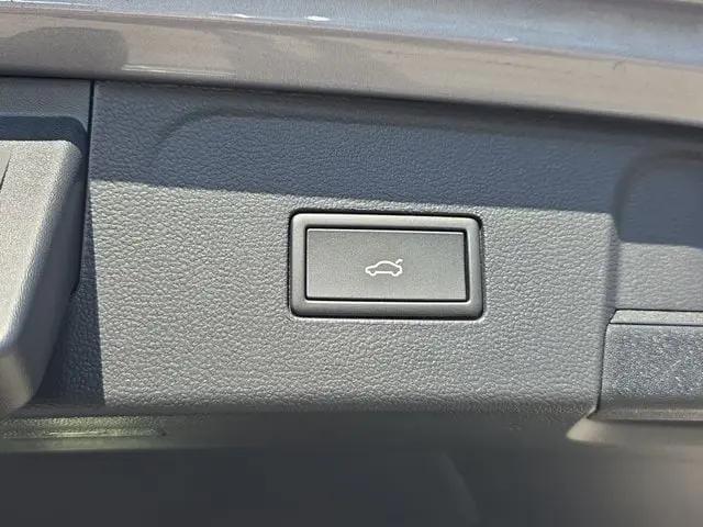 2026 Volkswagen Atlas SEL