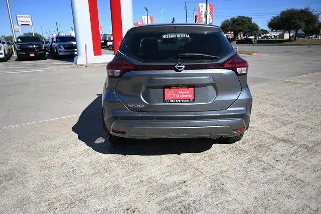 2025 Nissan Kicks S