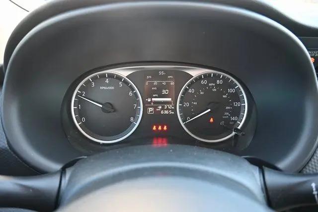 2025 Nissan Kicks S