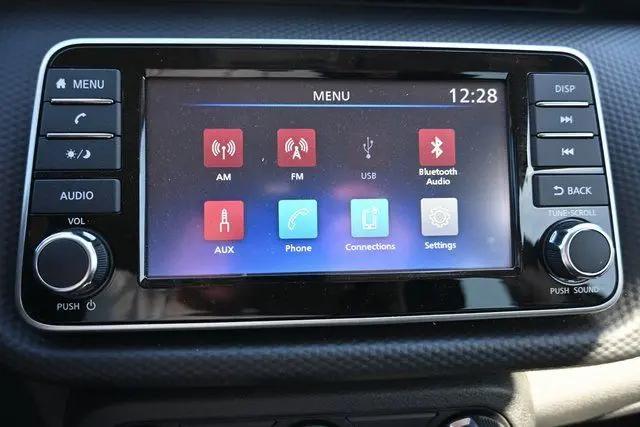 2025 Nissan Kicks S