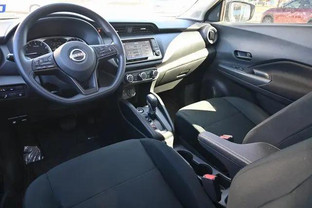 2025 Nissan Kicks S
