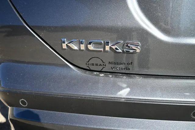 2025 Nissan Kicks S