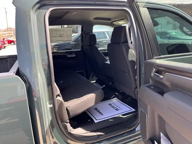 2026 Chevrolet Silverado 2500HD Crew Cab, Standard Bed, LT, 4WD