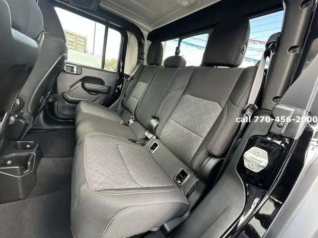 2025 Jeep Gladiator Sport