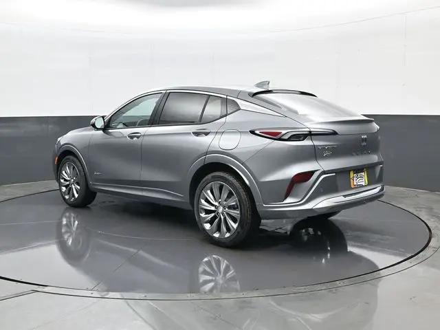 2026 Buick NV Avenir FWD