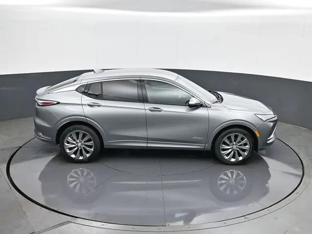 2026 Buick NV Avenir FWD