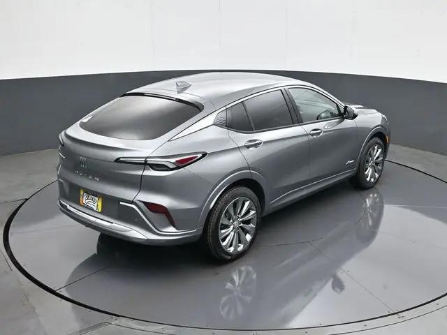 2026 Buick NV Avenir FWD
