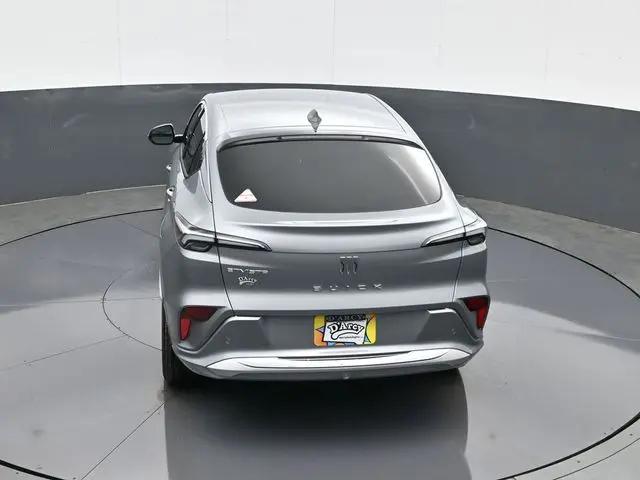 2026 Buick NV Avenir FWD