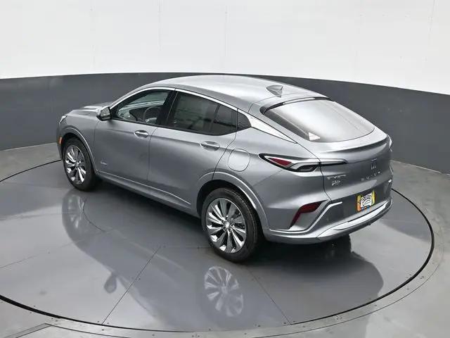 2026 Buick NV Avenir FWD