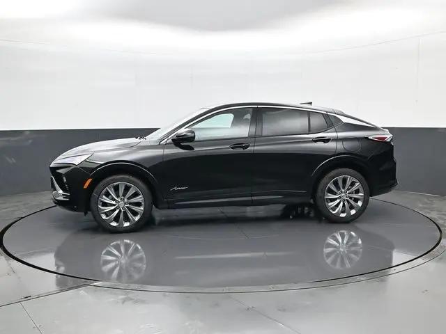 2026 Buick NV Avenir FWD